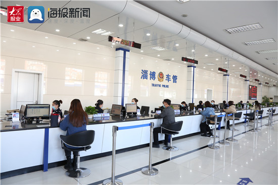 近年来，淄博这座充满活力的城市在车辆管理与服务领域取得了令人瞩目的成就。淄博市公安局交警支队车管所凭借卓越的服务质量和创新能力，荣获全国优秀车辆管理所&ldquo;六联冠&rdquo;，这一殊荣不仅彰显了其在行业内的领先地位，也为淄博汽车服务树立了新的标杆。